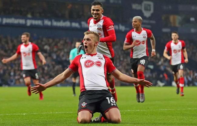 库里31+7+7字母哥空砍34+10+5 勇士力擒雄鹿