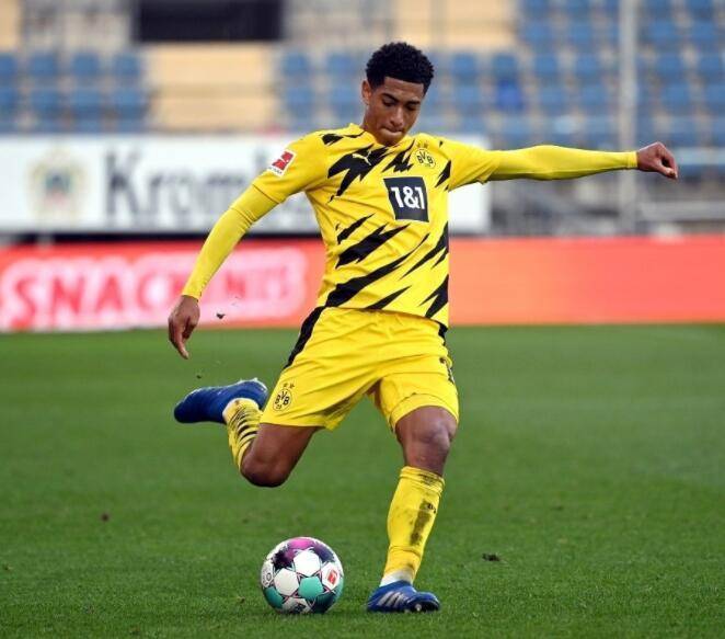 NBA：快船伦纳德全能表现助队