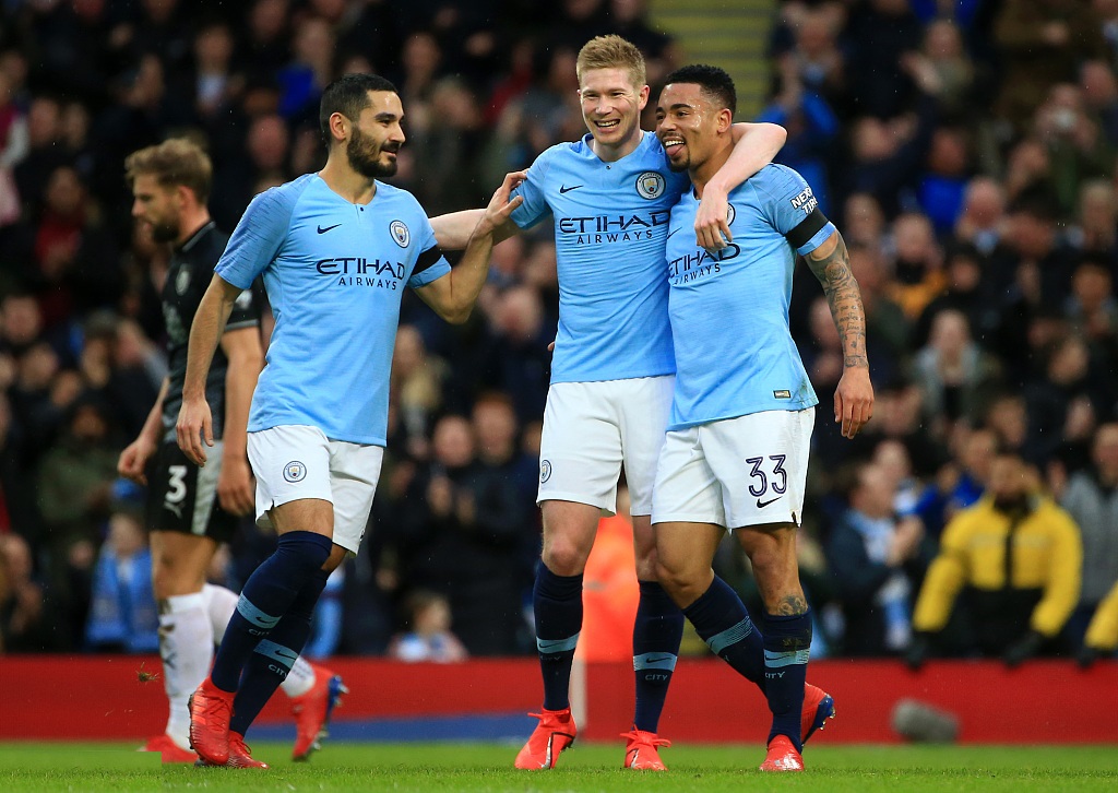 一诺1-5，钟意0-3，AG首局被狼队完虐，小胖大司命一人玩爆AG全队！