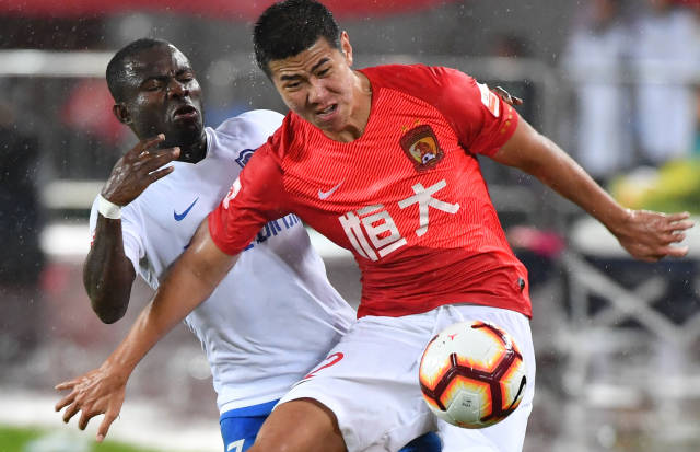 [中超]山东队反击机会 卡扎伊什维利打空门得手