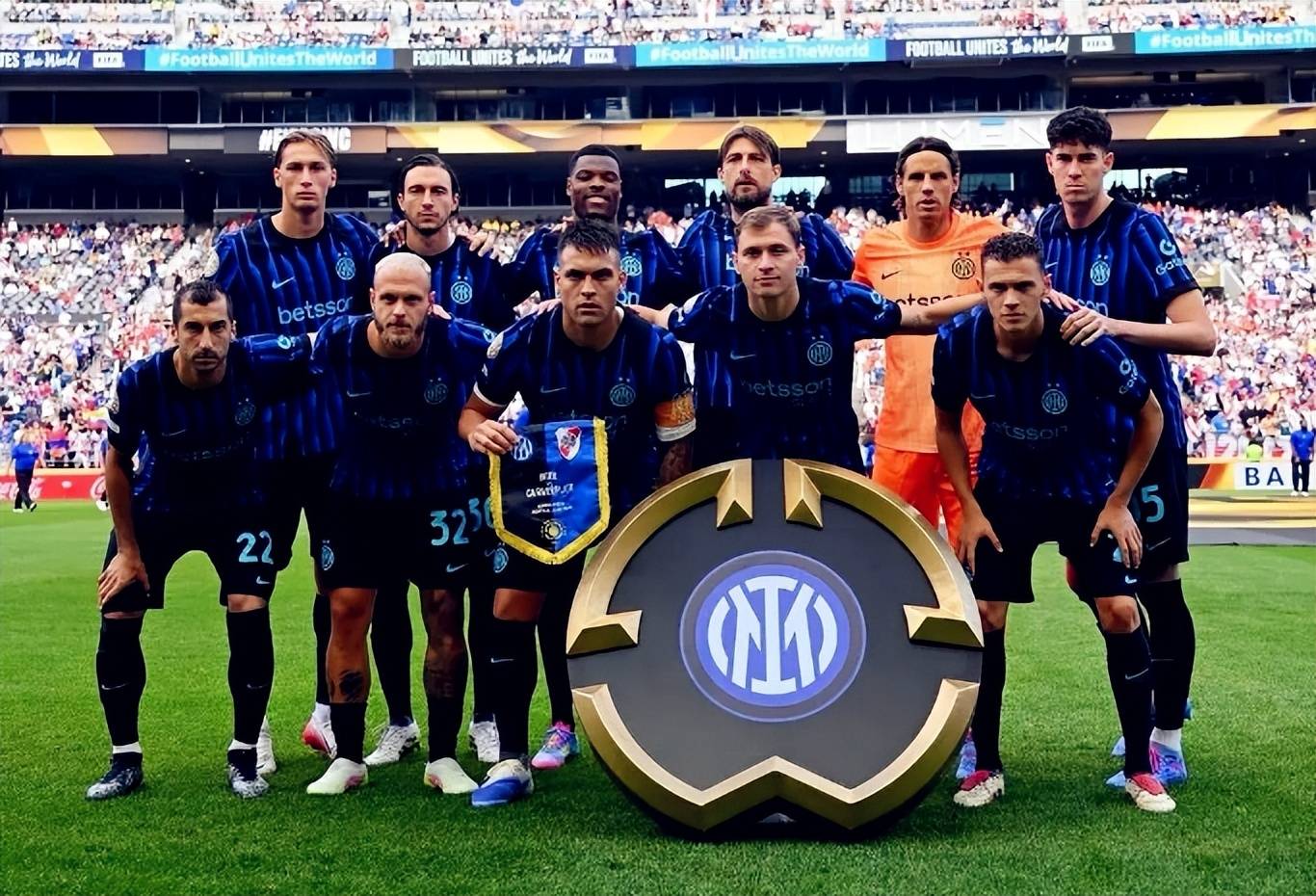 呆妹儿突破自我组女团，连跳热舞后吐槽导播，网友：康复训练？