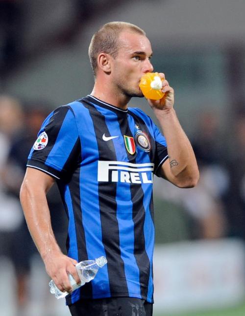 英超保级与冲欧对决：利兹联主场死磕富勒姆，黑马能否终结对手不败神话？