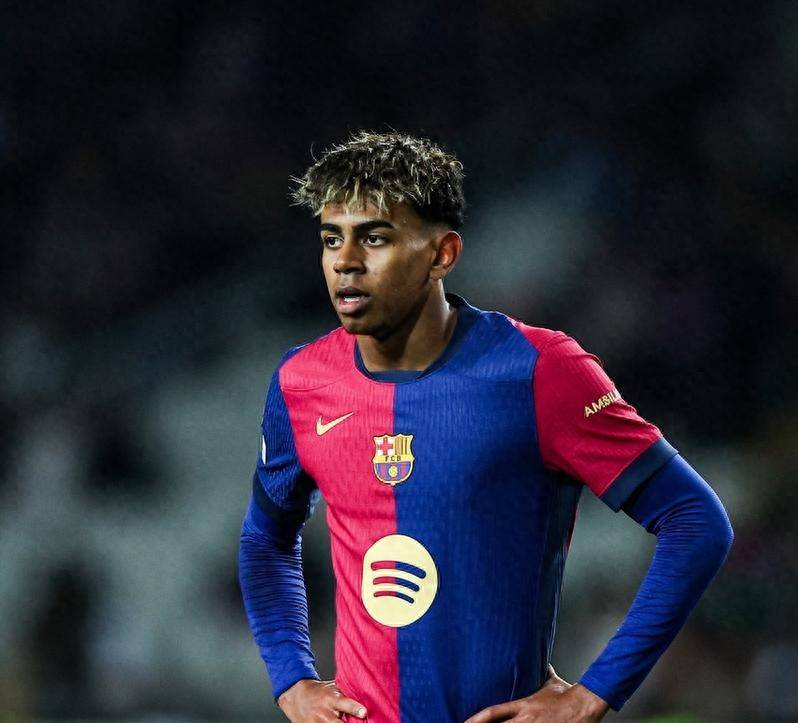 湖人111-103逆转鹈鹕！雷迪克对詹姆斯与东契奇的高度评价成焦点