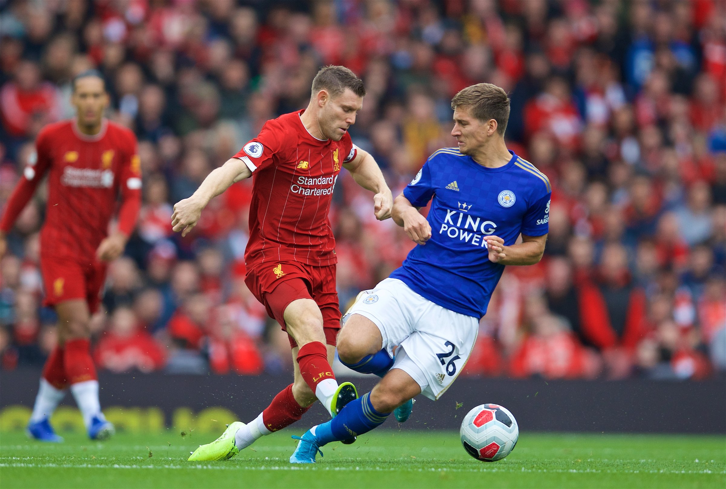 WTT多哈男女单打争夺激烈