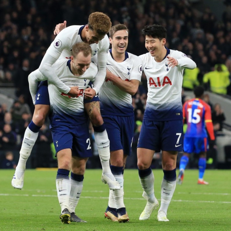 马拉松：上海马拉松完赛人数创纪录